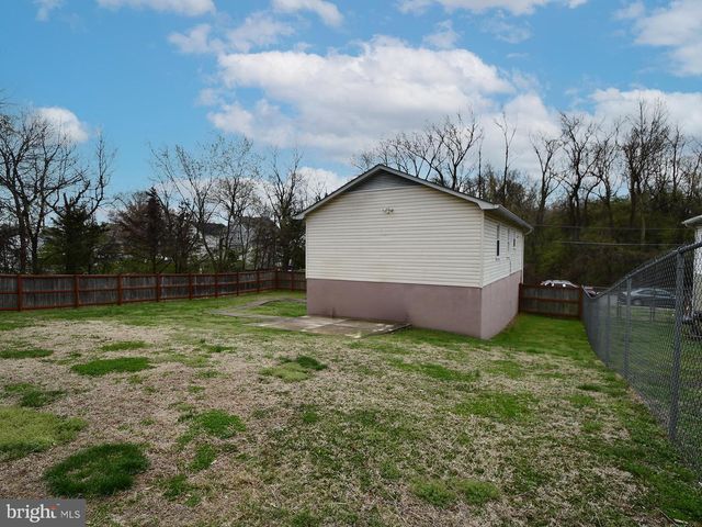 5616 KOLB ST, Capitol Heights, MD 20743