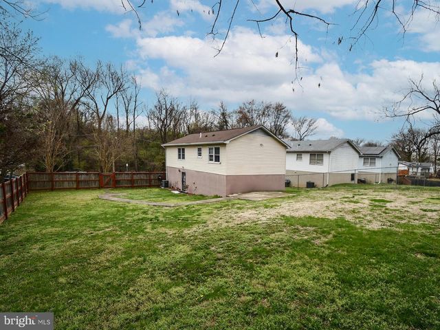 5616 KOLB ST, Capitol Heights, MD 20743