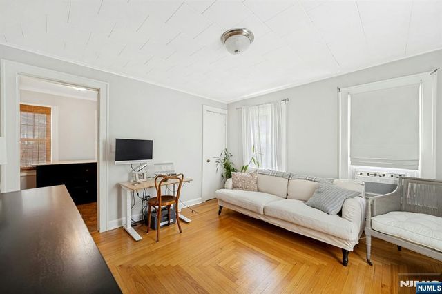 76 Prospect Street, Midland Park, NJ 07432