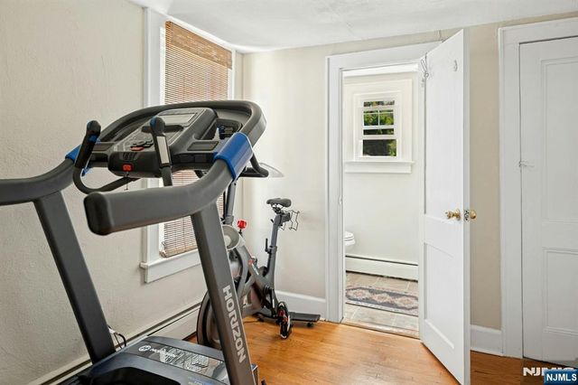 76 Prospect Street, Midland Park, NJ 07432