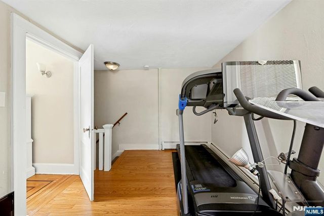 76 Prospect Street, Midland Park, NJ 07432