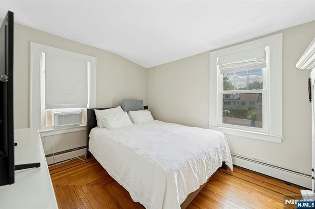 76 Prospect Street, Midland Park, NJ 07432