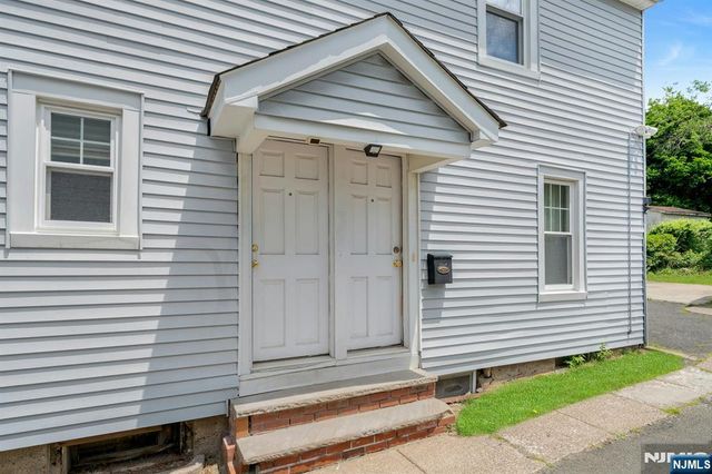76 Prospect Street, Midland Park, NJ 07432