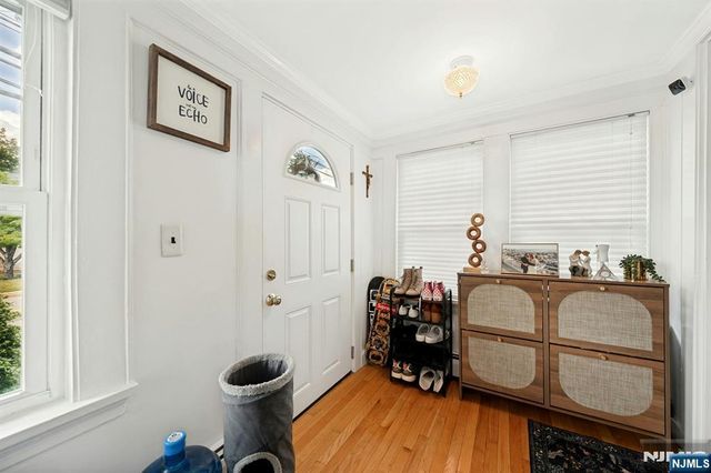 76 Prospect Street, Midland Park, NJ 07432
