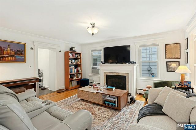 76 Prospect Street, Midland Park, NJ 07432
