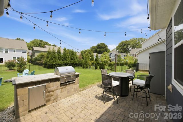 11810 Westbranch Parkway, Davidson, NC 28036