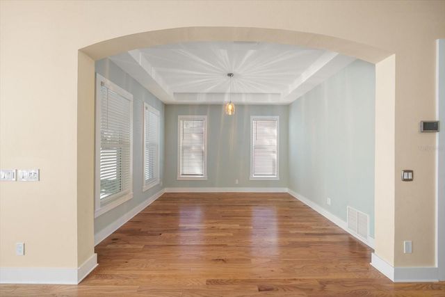 1120 24TH AVENUE N, St Petersburg, FL 33704