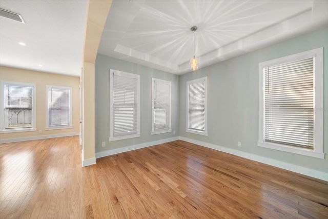 1120 24TH AVENUE N, St Petersburg, FL 33704