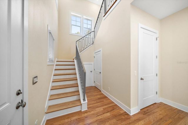 1120 24TH AVENUE N, St Petersburg, FL 33704