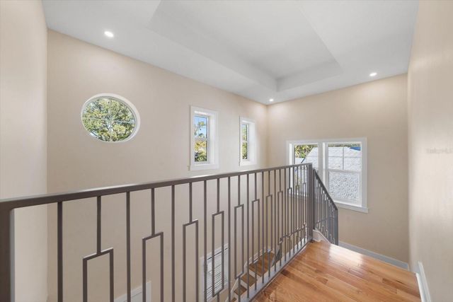 1120 24TH AVENUE N, St Petersburg, FL 33704