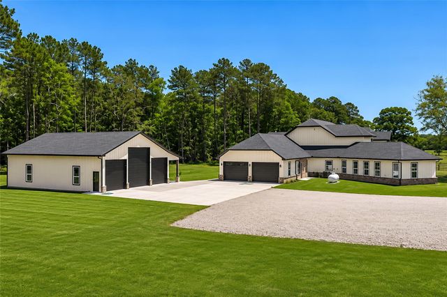41 Paulsel Road, Huntsville, TX 77340