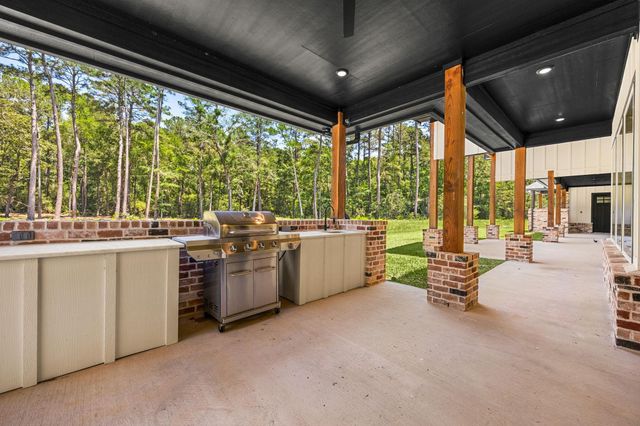 41 Paulsel Road, Huntsville, TX 77340