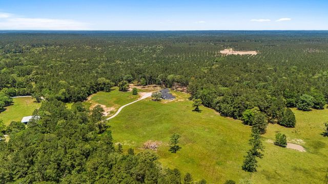 41 Paulsel Road, Huntsville, TX 77340