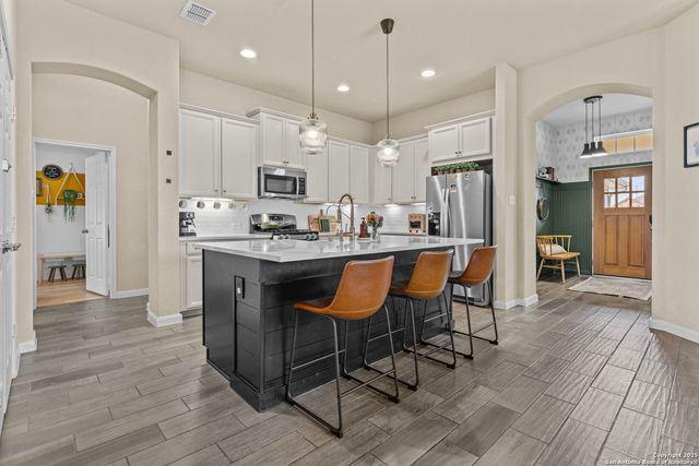 8865 Stackstone, Schertz, TX 78154