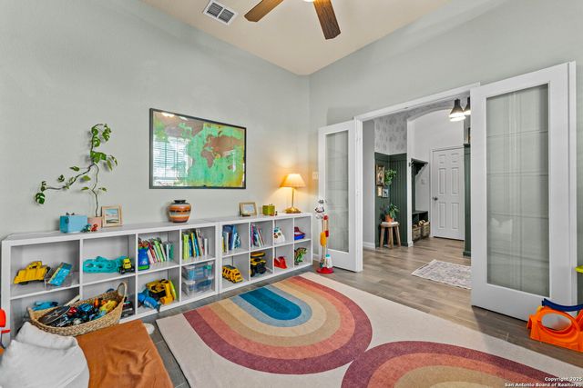 8865 Stackstone, Schertz, TX 78154