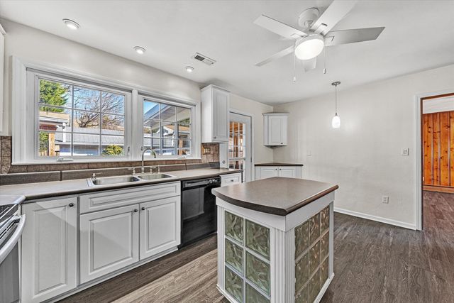 1944 Blue Ridge Springs RD, Blue Ridge, VA 24064