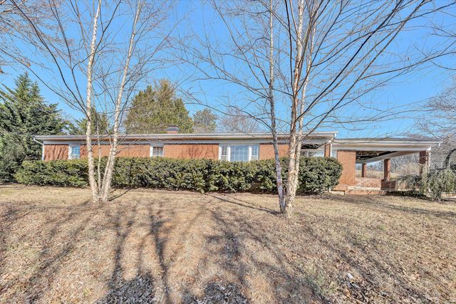 1944 Blue Ridge Springs RD, Blue Ridge, VA 24064