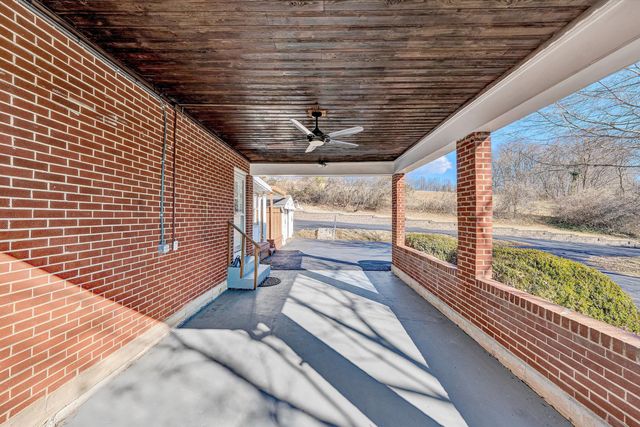 1944 Blue Ridge Springs RD, Blue Ridge, VA 24064