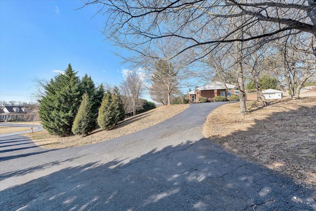 1944 Blue Ridge Springs RD, Blue Ridge, VA 24064