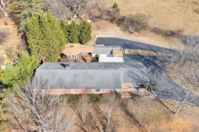 1944 Blue Ridge Springs RD, Blue Ridge, VA 24064