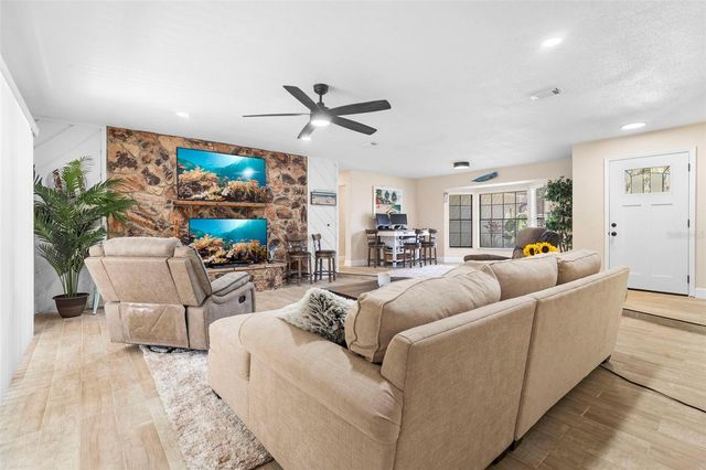 813 SUGAR HOUSE DRIVE, Port Orange, FL 32129