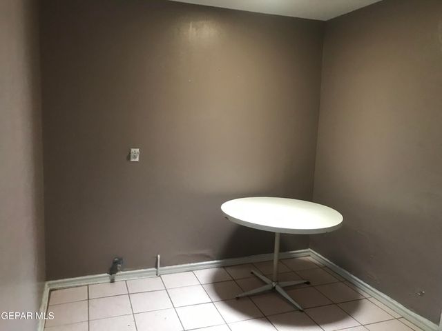 3111 DURAZNO Avenue 2, El Paso, TX 79905