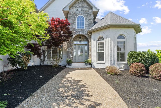 600 Mossy Pt, Mount Juliet, TN 37122