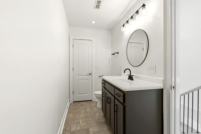600 Mossy Pt, Mount Juliet, TN 37122