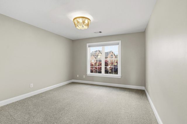 600 Mossy Pt, Mount Juliet, TN 37122