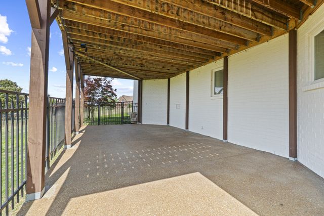 600 Mossy Pt, Mount Juliet, TN 37122