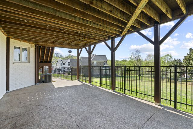 600 Mossy Pt, Mount Juliet, TN 37122