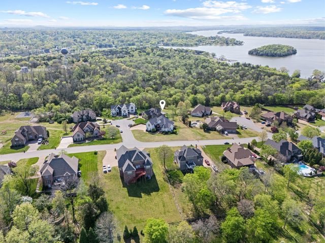 600 Mossy Pt, Mount Juliet, TN 37122