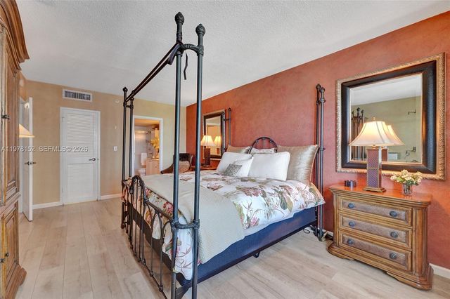 2501 S Ocean Dr 1510, Hollywood, FL 33019