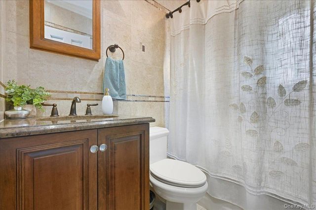175 Locust Street, Floral Park, NY 11001