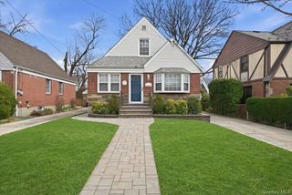175 Locust Street, Floral Park, NY 11001