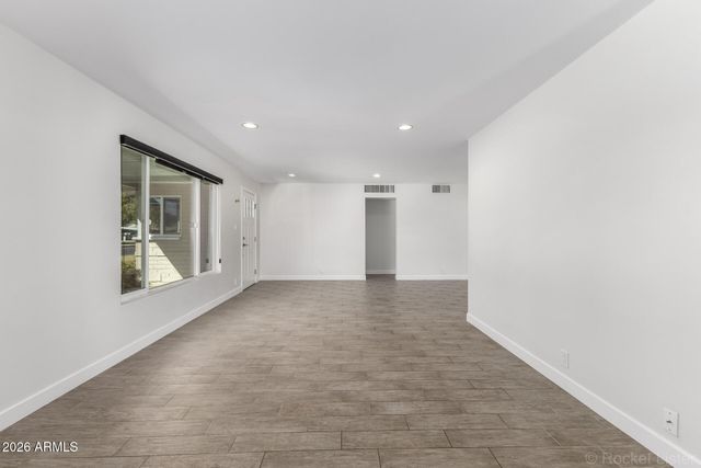 3930 E OAK Street, Phoenix, AZ 85008