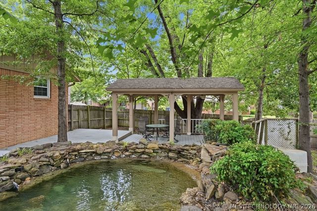 5880 S Quebec Avenue, Tulsa, OK 74135