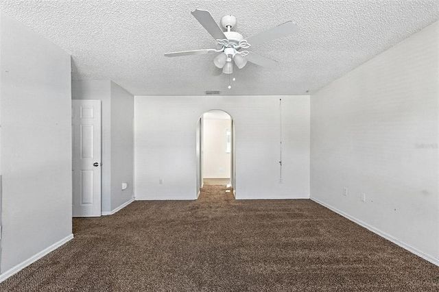 12925 KINGS LAKE DRIVE, Gibsonton, FL 33534