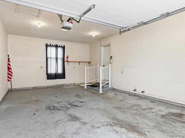 4008 Keewahdin Road, Fort Gratiot, MI 48059