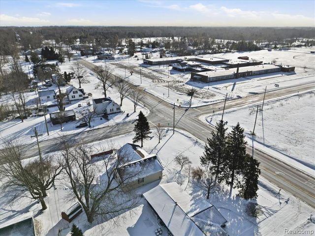 4008 Keewahdin Road, Fort Gratiot, MI 48059