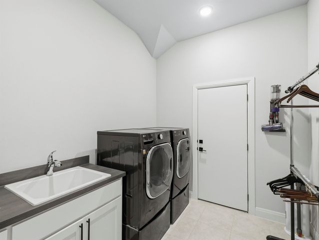 6708 Adventures PL, Jonestown, TX 78645