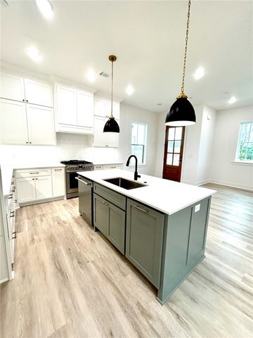 3106 W Geneva Street, Rogers, AR 72758