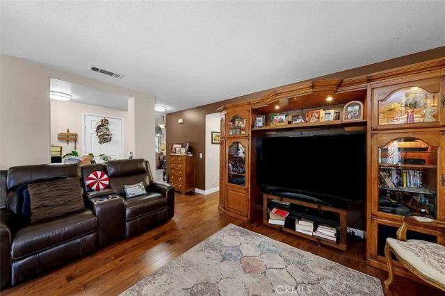 554 Edgewater, Oceanside, CA 92057