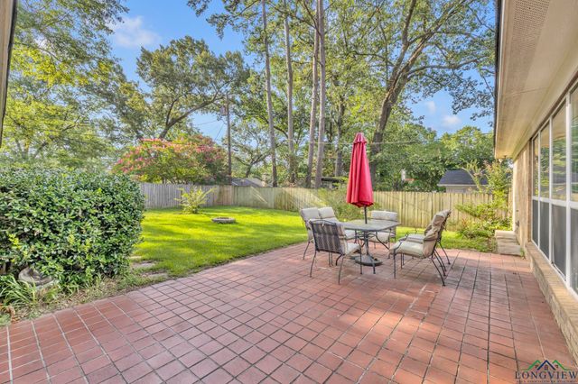 10 Cherrywood Circle, Longview, TX 75604