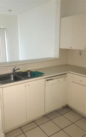 1658 SE 28th Ct 103, Homestead, FL 33035