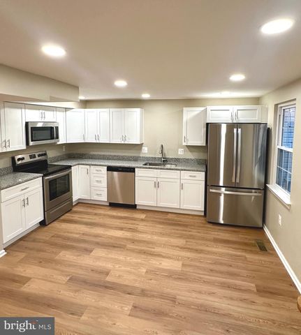 35 QUINCY CT, Sterling, VA 20165