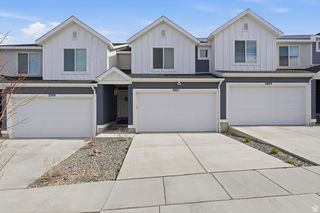 3801 S BALD KNOLL DR #1460, Magna, UT 84044