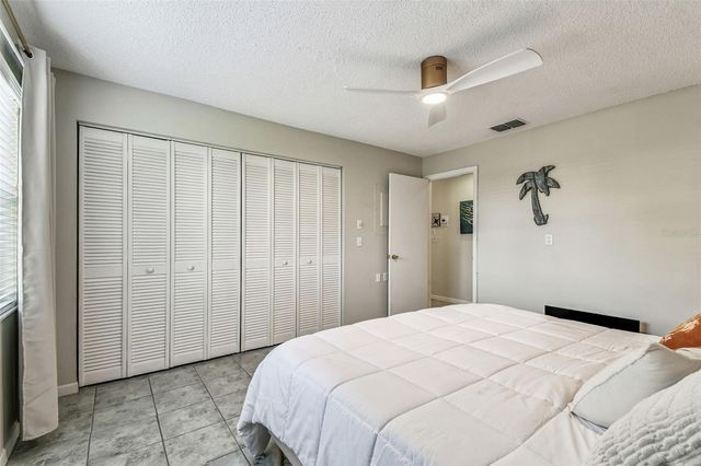 3325 37TH WAY S C, St Petersburg, FL 33711