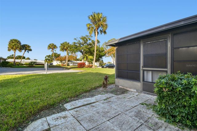 3325 37TH WAY S C, St Petersburg, FL 33711