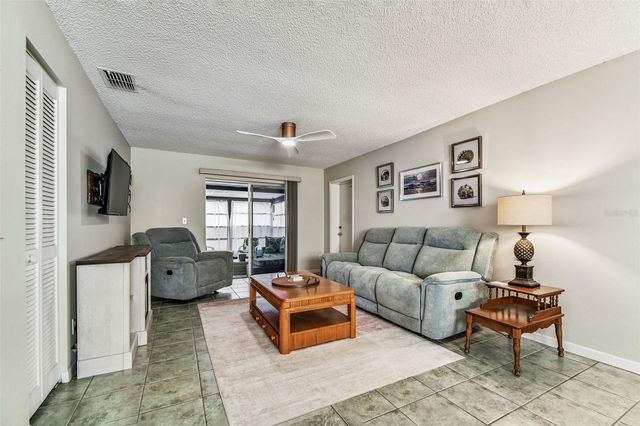 3325 37TH WAY S C, St Petersburg, FL 33711